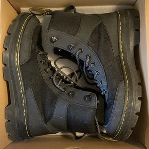 Dr. Martens Combs Tech